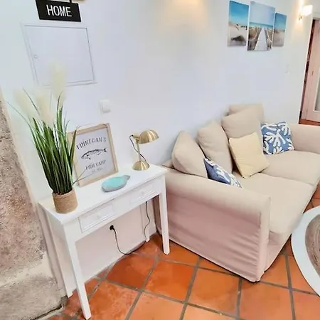 Spacieux A Alfama, A Deux Pas Du Chateau