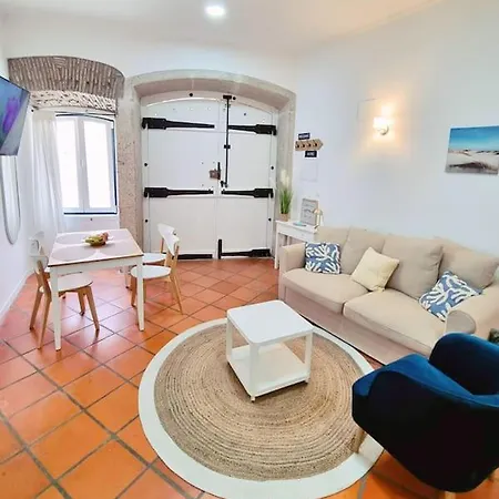 Spacieux A Alfama, A Deux Pas Du Chateau * ליסבון